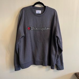 Unisex Champion embroidered crew neck sweatshirt size xl